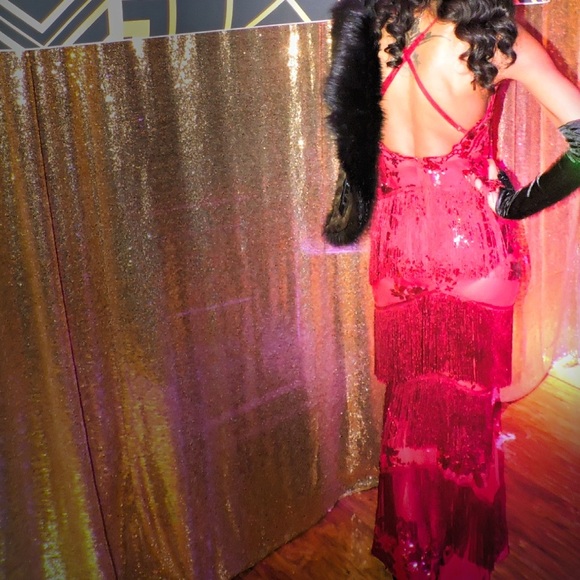 Long red fringe dress - Picture 2 of 3